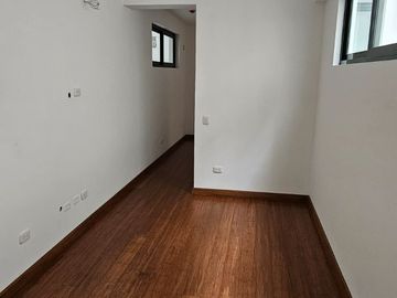 A PRECIO DE OFERTA SE VENDE DUPLEX DE ESTRENO EN EDIFICIO DE 5 PISOS