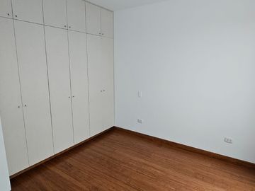 A PRECIO DE OFERTA SE VENDE DUPLEX DE ESTRENO EN EDIFICIO DE 5 PISOS