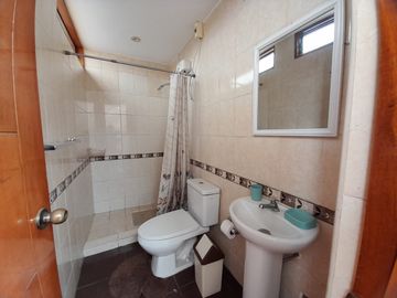 VENDO CASA EN CONDOMINIO EN LA CAPULLANA CERCA A PARQUE