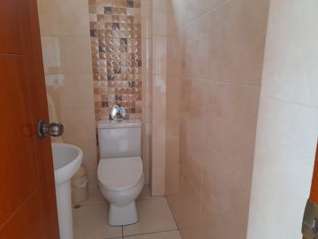 VENDO CASA EN CONDOMINIO EN LA CAPULLANA CERCA A PARQUE