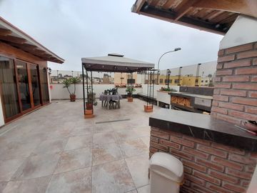 VENDO CASA EN CONDOMINIO EN LA CAPULLANA CERCA A PARQUE