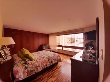 VENDO CASA EN CONDOMINIO EN LA CAPULLANA CERCA A PARQUE