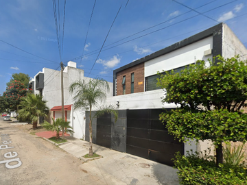 CASA EN REMATE BANCARIO ZONA ZAPOPAN ALTA PLUSVALIA