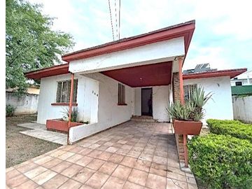 CASA EN VENTA RIO MISSOURI 306 UNA PLANTA PARA REMODELAR