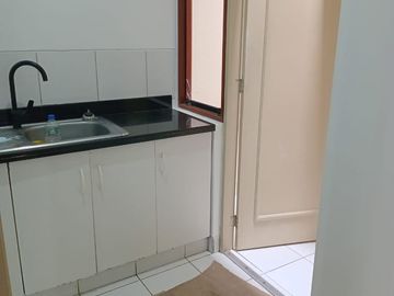 BAJO DE PRECIO DUPLEX EN PRIMER PISO LIMITE MIRAFLORES Y SAN ISIDRO