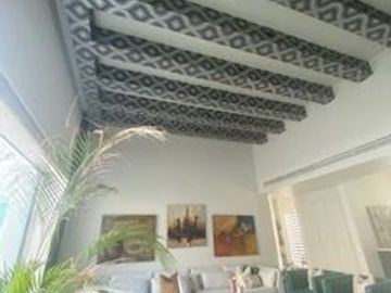Casa en colonia cerrada, con alberca, totalmente equipada...