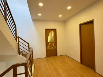 Brand New Duplex with Roof Deck for Sale in Vista Verde Village, Cainta