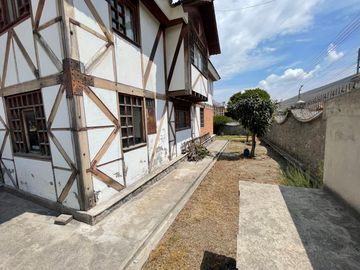 Vendo casa en la Mitad del Mundo