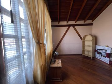 Vendo casa en la Mitad del Mundo
