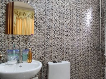 Furnished House and Lot for Sale in Clark Manor!