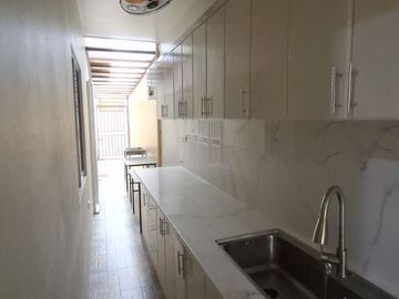 Furnished House and Lot for Sale in Clark Manor!