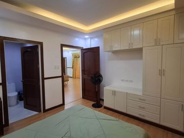 Furnished House and Lot for Sale in Clark Manor!