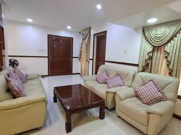 Furnished House and Lot for Sale in Clark Manor!