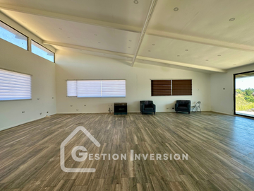 Venta Parcela con Casa en condominio Santa Maria