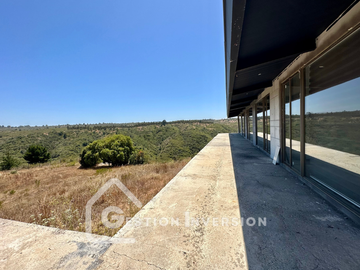 Venta Parcela con Casa en condominio Santa Maria