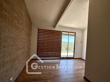 Venta Parcela con Casa en condominio Santa Maria