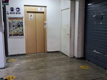 Vendo Local Comercial Gamarra