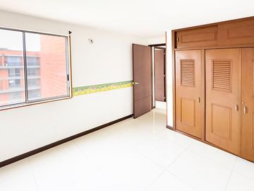VENDO APARTAMENTO EN EL CONJUNTO RESIDENCIAL ENTREPARQUES CONDOMINIO CLUB  DE LA CIUDAD DE CALI