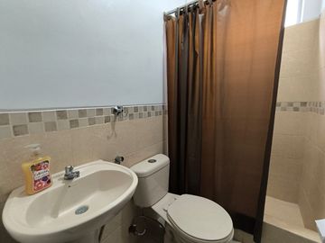 Venta Casa Villa Club, cerca de Plaza Pacifico, Av Leon Febres Cordero, Guayaquil