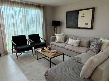 CASA EN VENTA CON 4 REC Y SALA TV, LA VISTA RESIDENCIAL, MOD. CASTELLO, QUERETARO, QRO.