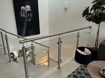 CASA EN VENTA CON 4 REC Y SALA TV, LA VISTA RESIDENCIAL, MOD. CASTELLO, QUERETARO, QRO.