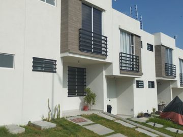 SE VENDE Casa en Portokali