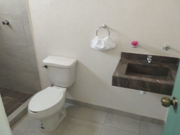 SE VENDE Casa en Portokali