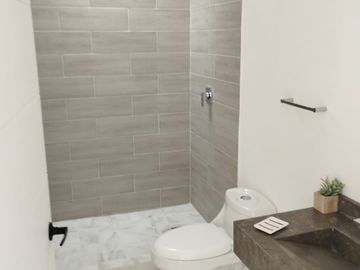 SE VENDE Casa en Carmina