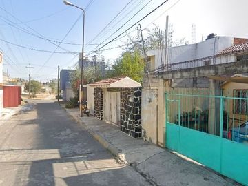 Casa Dúplex en venta Tomas Newcomb 235 PROPIEDAD ADJUDICADA