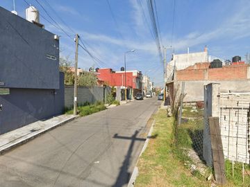 Casa Dúplex en venta Tomas Newcomb 235 PROPIEDAD ADJUDICADA