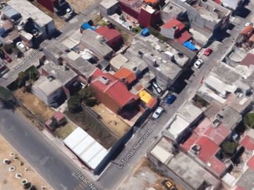 Casa Dúplex en venta Tomas Newcomb 235 PROPIEDAD ADJUDICADA