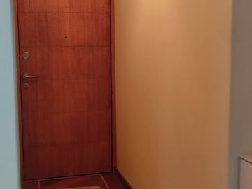 Venta de Departamento Calle Portete y Eloy Alfaro - $128.000 negociables