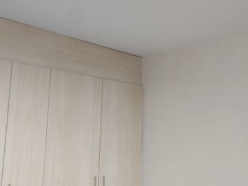 Venta de Departamento Calle Portete y Eloy Alfaro - $128.000 negociables