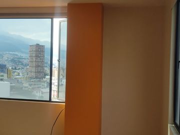 Venta de Departamento Calle Portete y Eloy Alfaro - $128.000 negociables
