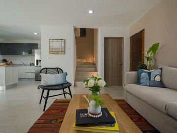 CASA EN VENTA, LA VISTA RESIDENCIAL 3 REC C/U BAÑO PRIVADO, JARDIN GRANDE, MOD. SCORDIA, QUERETARO