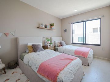 CASA EN VENTA, LA VISTA RESIDENCIAL 3 REC C/U BAÑO PRIVADO, JARDIN GRANDE, MOD. SCORDIA, QUERETARO