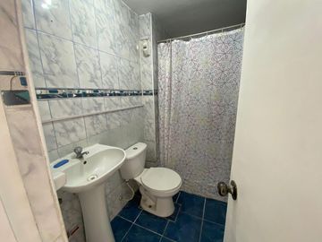 VENTA DE CASITA DE 4 PISOS A.C.159 M2 SUPER CENTRICO.