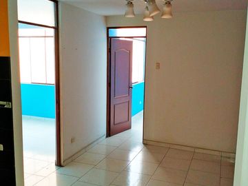 Hermosa Casa En Venta - Avenida Canta Callao