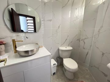 casa de venta frente al mar en manta zona sur