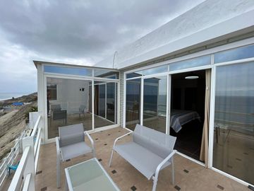 casa de venta frente al mar en manta zona sur