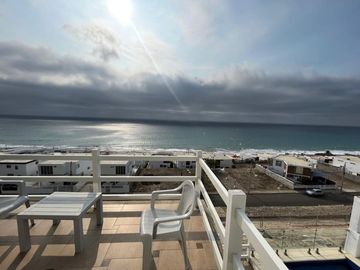 casa de venta frente al mar en manta zona sur