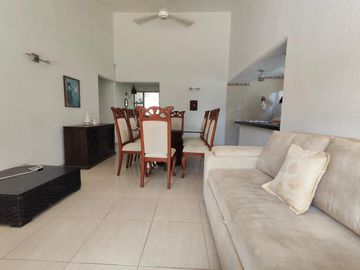 VENTA CASA CAMPESTRE MELGAR