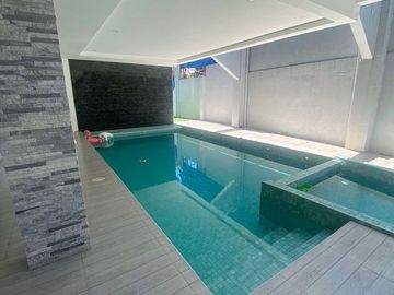 6 Bedrooms House and Lot with Indoor Pool for Sale in Highlands Pointe II, Rizal
