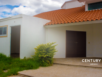 Hermosa casa en renta, Villas de Irapuato