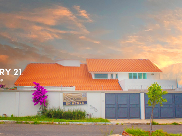 Hermosa casa en renta, Villas de Irapuato