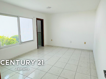 Hermosa casa en renta, Villas de Irapuato