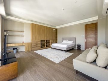 HIGH-END House and Lot for Sale in Valley Golf Subdivision, Rizal WITH SOLAR PANELS