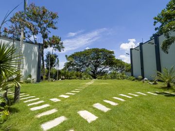 HIGH-END House and Lot for Sale in Valley Golf Subdivision, Rizal WITH SOLAR PANELS