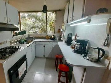 ¡OPORTUNIDAD! APARTAMENTO DÚPLEX EN EL POBLADO – MEDELLÍN