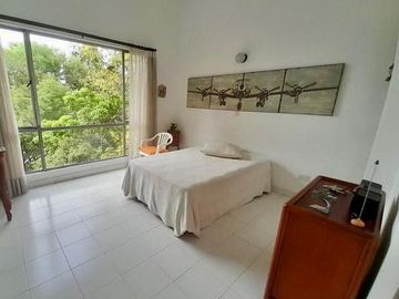 ¡OPORTUNIDAD! APARTAMENTO DÚPLEX EN EL POBLADO – MEDELLÍN